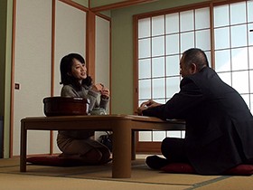 熟年カップルの熱愛不倫旅行　サンプル画像04